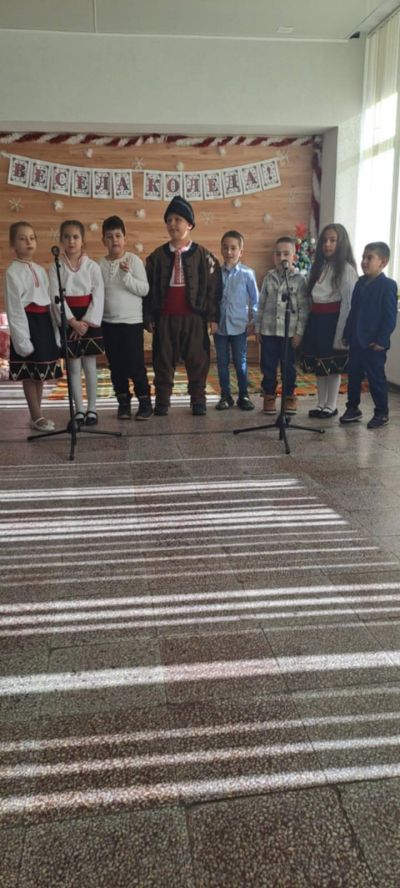Отново е Коледа 2