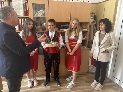 Велики четвъртък в СУ "Христо Ботев" с. Баните 7