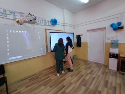 Открит урок по компютърно моделиране и информационни технологии в VІ клас на тема "Дигитализация" в действие 13