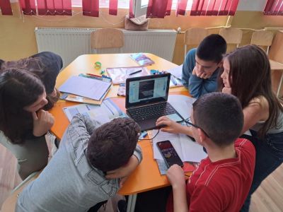 Открит урок по компютърно моделиране и информационни технологии в VІ клас на тема "Дигитализация" в действие 17