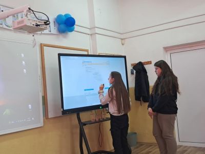 Открит урок по компютърно моделиране и информационни технологии в VІ клас на тема "Дигитализация" в действие 9